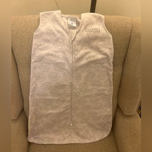 Halo sleep sack size medium unisex grey and white lions. Super soft!!